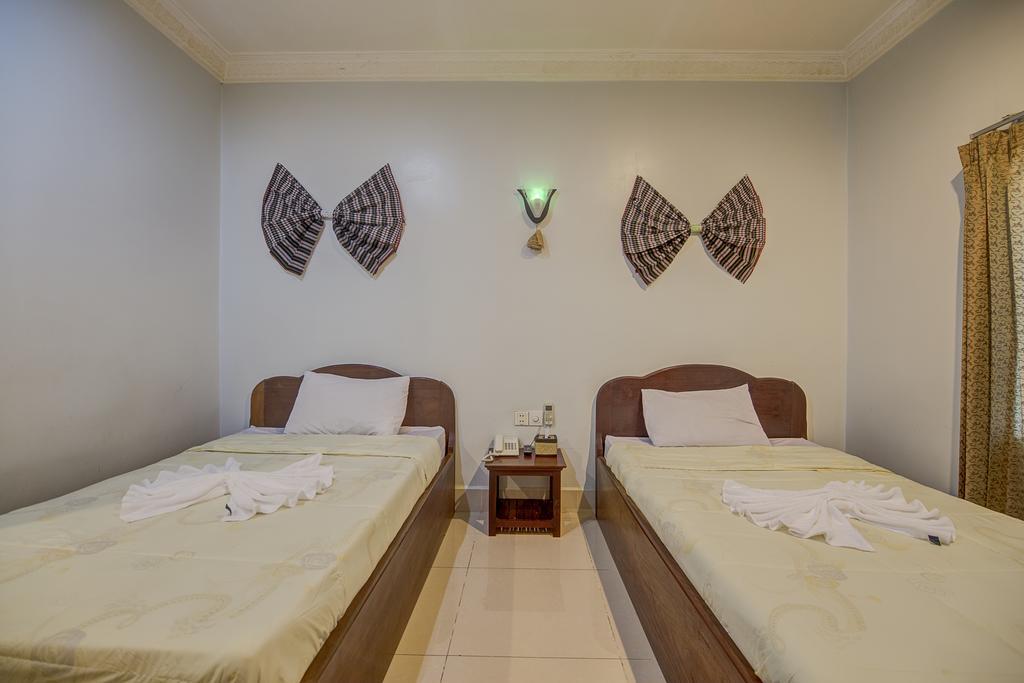 Dv Angkor Villa Siem Reap Buitenkant foto